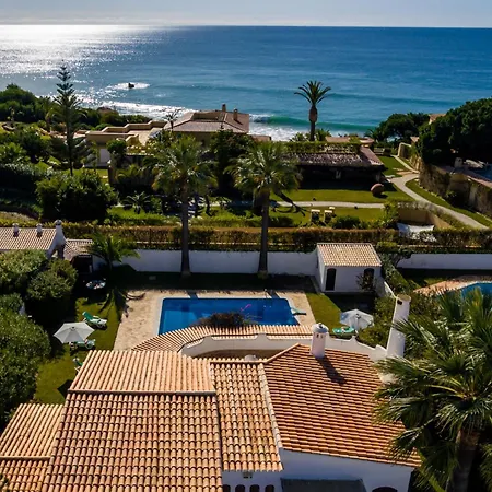 Villa Outstanding With Private Heatedpool