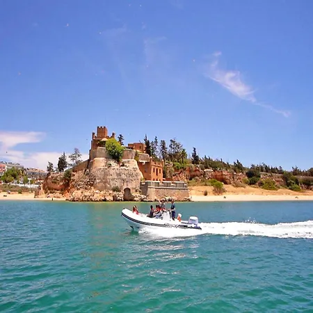 Outstanding With Private Heatedpool Villa *