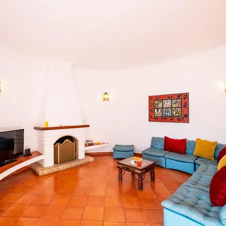 Outstanding With Private Heatedpool Villa Albufeira