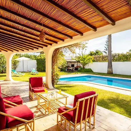 Villa In Gale With Pool & Beach Nearby Vila Albufeira